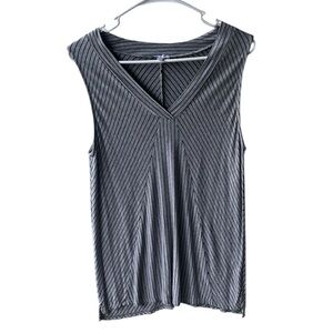 WHITE BIRCH WOMENS GRAY STRIPED V-NECK SLEEVELESS TANK TOP SIZE MEDIUM